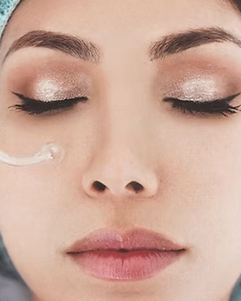 Client relaxing during an oxygen facial